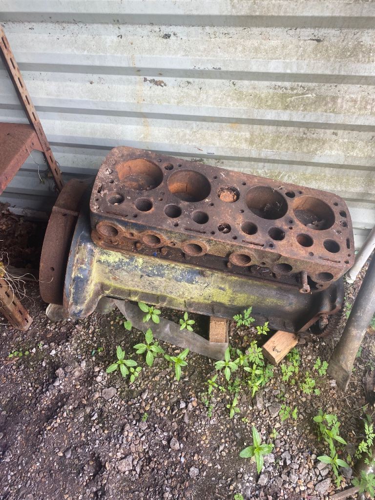 Fordson major tractor petrol engine 