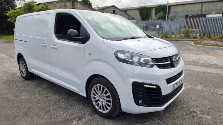 2024 VAUXHALL VIVARO 2900 1.5d 100PS Pro H1 Van Light Damaged Salvage  CAT N
