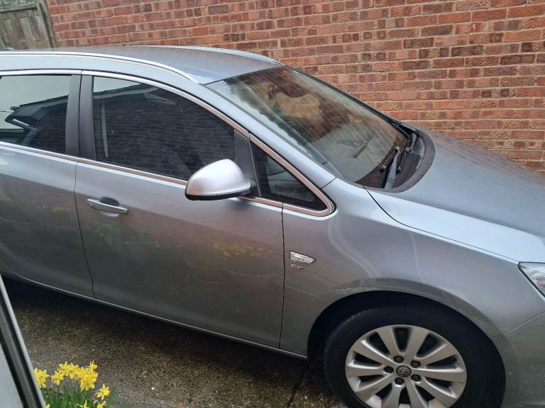 Vauxhall, ASTRA, Estate, 2013, Other, 1956 (cc), 5 doors