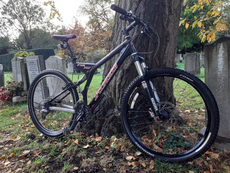 image for Specialized StumpJumper FSR XC - mountain bike