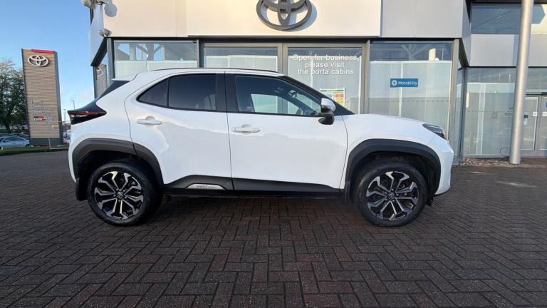 2022 Toyota Yaris Cross 1.5 Hybrid Design 5dr CVT Hybrid Estate Estate Hybrid Automatic