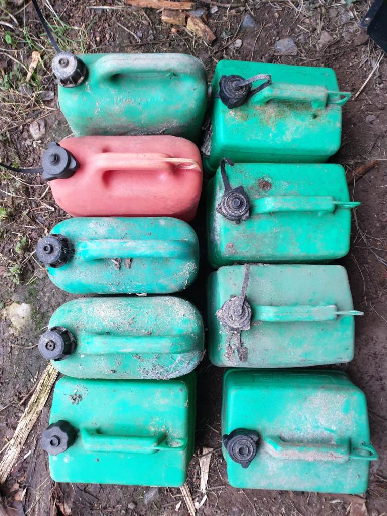 Fuel cans