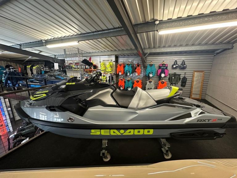 Seadoo 2025 RXT-X RS 325 ICE METAL £23999