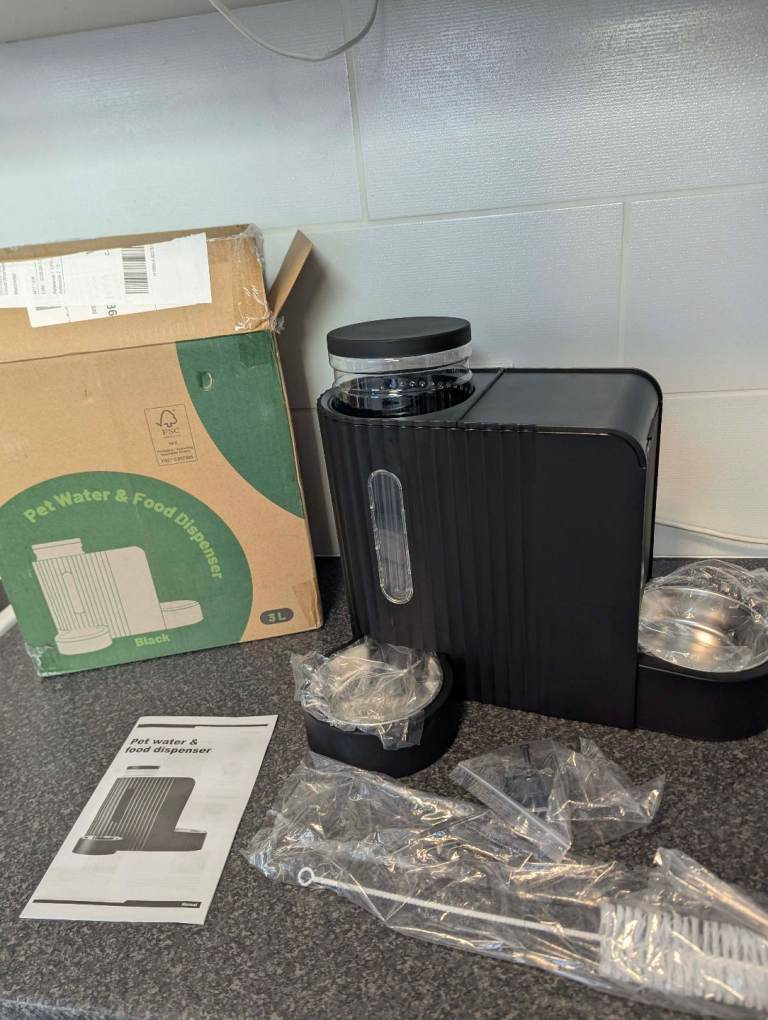 New double automatic pet water and dry food dispenser feeder 2 bowls 3l universal £25.00! 