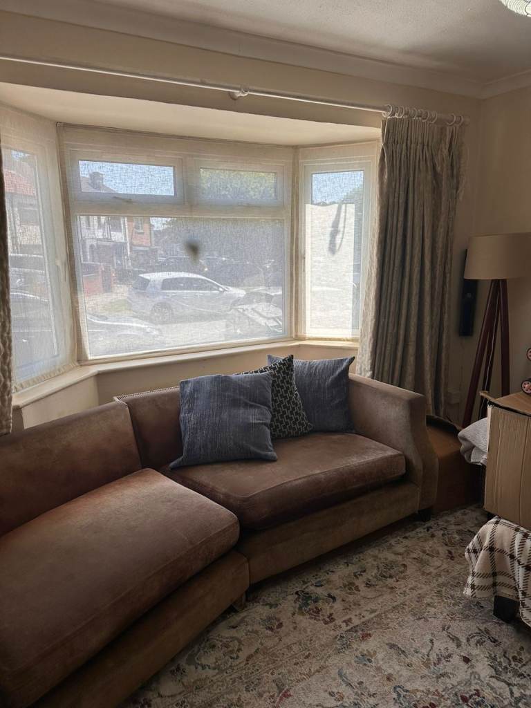 3 BEDROOM HOUSE FOR RENT IN LU1 1UE