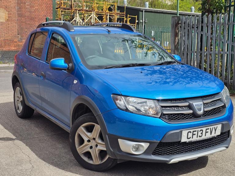 2013 Dacia Sandero Stepway 0.9 TCe Laureate Hatchback 5dr Petrol Manual Euro 5