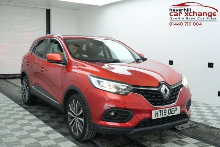 2019 Renault Kadjar 1.3 TCe Iconic SUV 5dr Petrol Manual Euro 6 (s/s) (140 ps) HATCHBACK Petrol M...