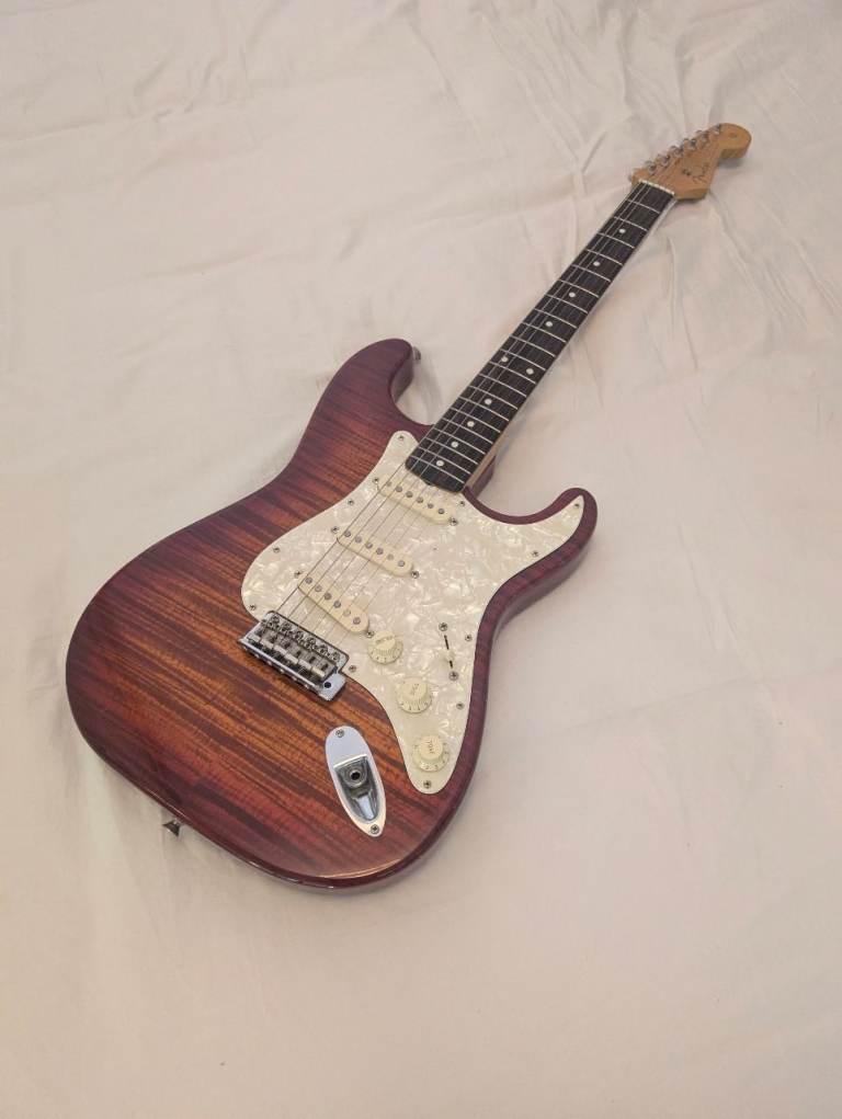Fender made in Japan strat 1994 setial