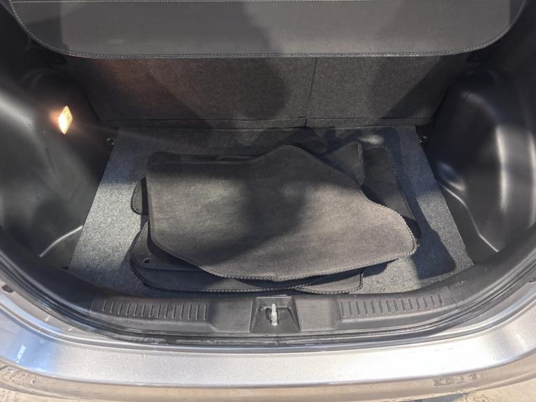 HONDA JAZZ 1.4 i-DSI SE 2005