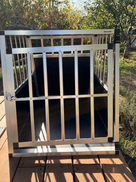 Dog car crate