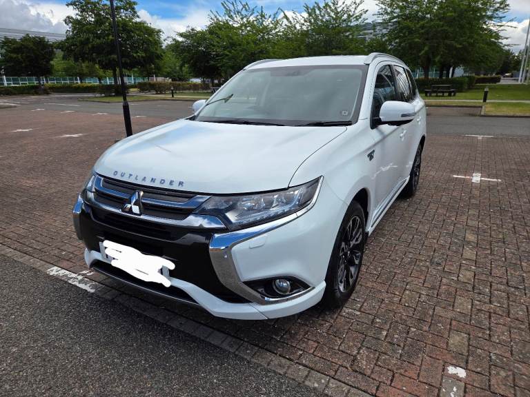 Mitsubishi OUTLANDER, Petrol PHEV 2016