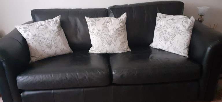 large 4 piece leather suite for sale