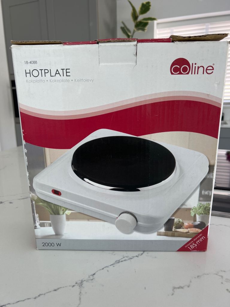 Hot plate 2000w practically new 