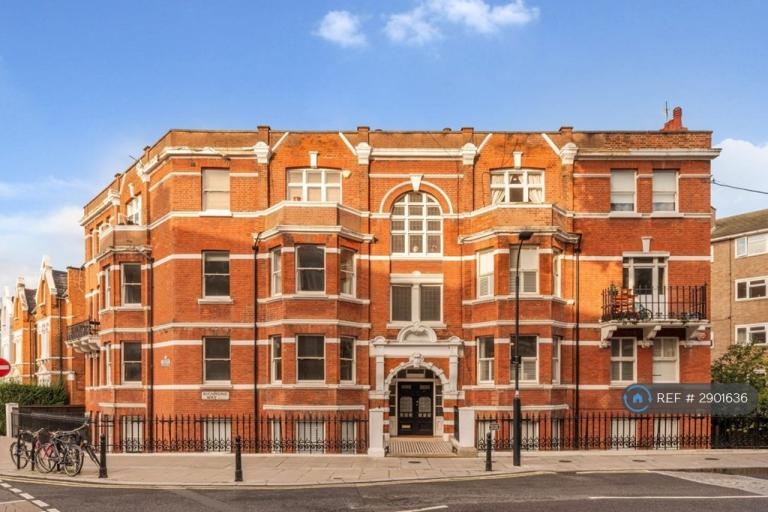 2 bedroom flat in Richmond Way, London, W14 (2 bed) (#2901636)