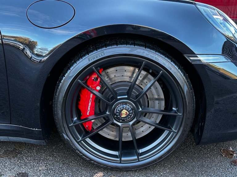 2024 Porsche 911 GTS 2dr PDK COUPE PETROL Automatic