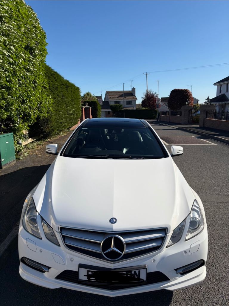 Mercedes-Benz, E CLASS, Coupe, 2013, Semi-Auto, 2143 (cc), 2 doors with Panoramic Sunroof