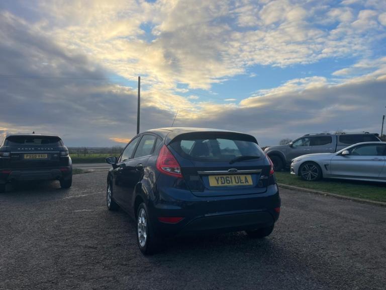 FORD FIESTA 1.3 Zetec 2011