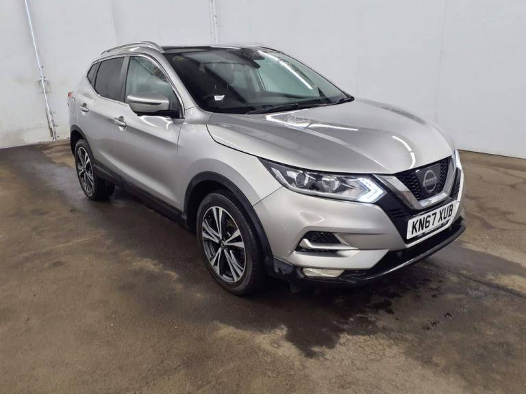 2017 Nissan Qashqai 1.2 DiG-T N-Connecta 5dr HATCHBACK PETROL Manual