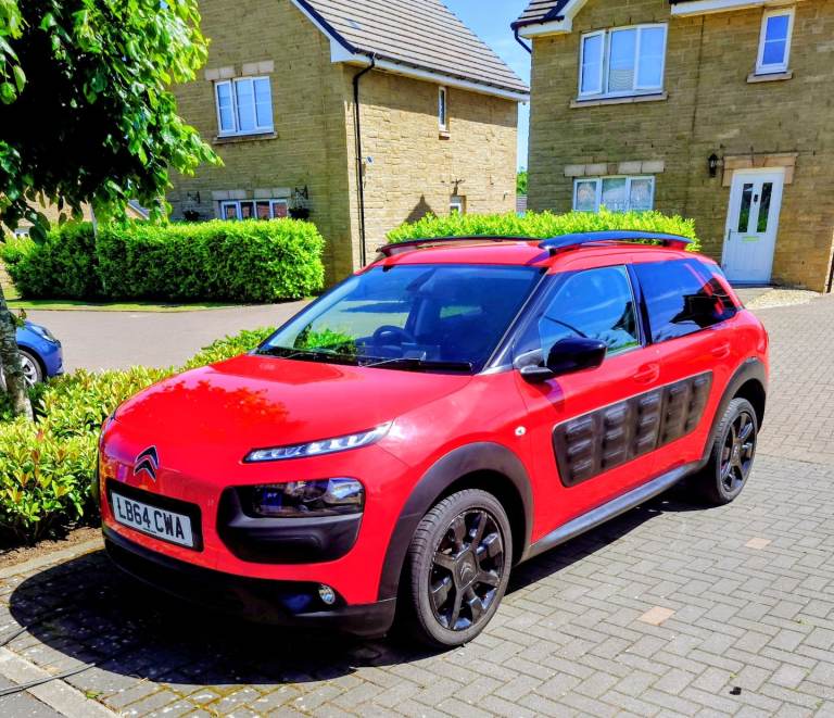 Citroen, C4 CACTUS, Hatchback, 2015, Semi-Auto, 1560 (cc), 5 doors