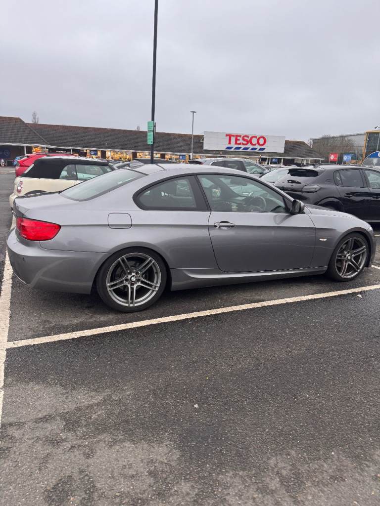 BMW, 3 SERIES, Coupe, 2011, Manual, 1995 (cc), 2 doors
