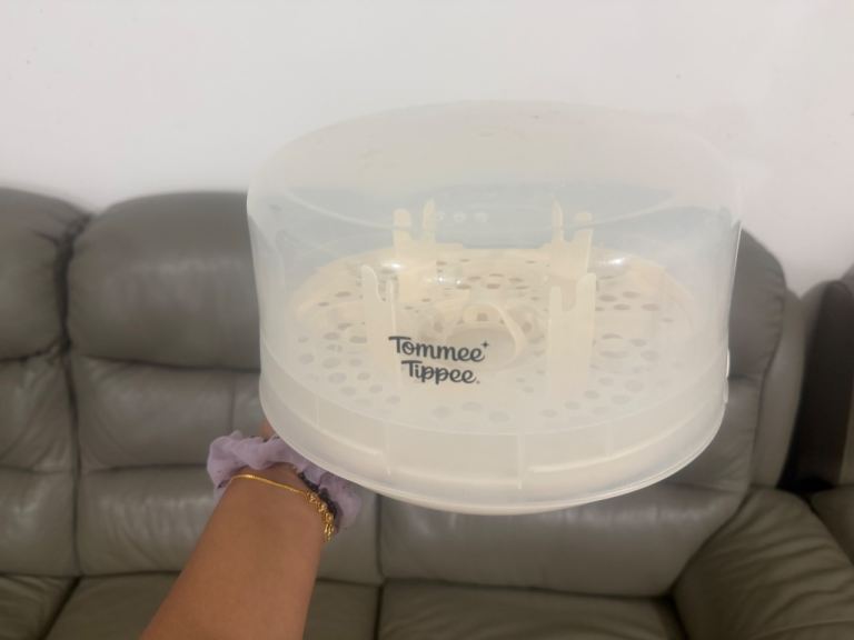Tommee Tippee Microwave Steriliser – Good Condition