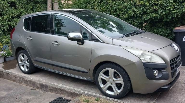 2012 Peugeot 3008 Allure with Full Service History