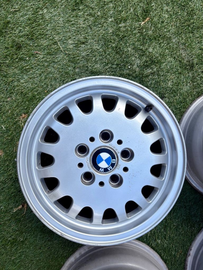 5 Original BMW alloy wheels E36 model. 