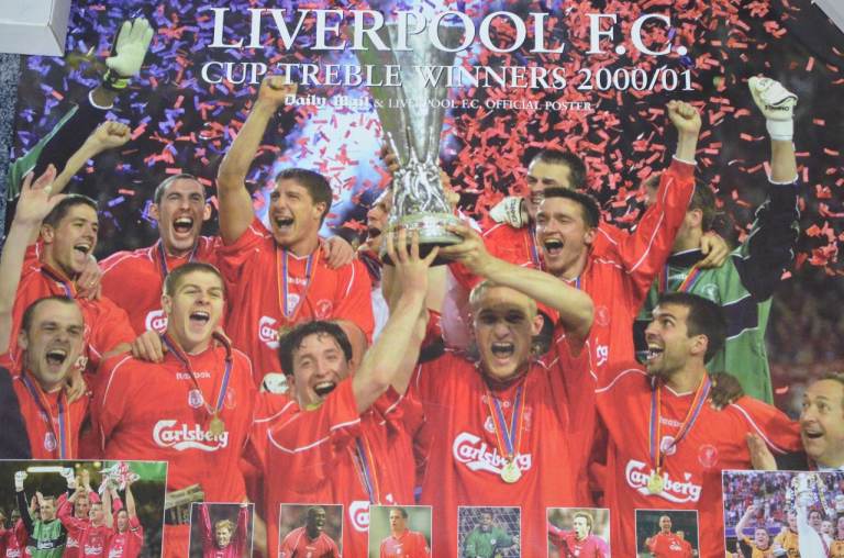 Liverpool FC Football Club Poster Cup Treble Winners 2000/01 Vintage – post or collect