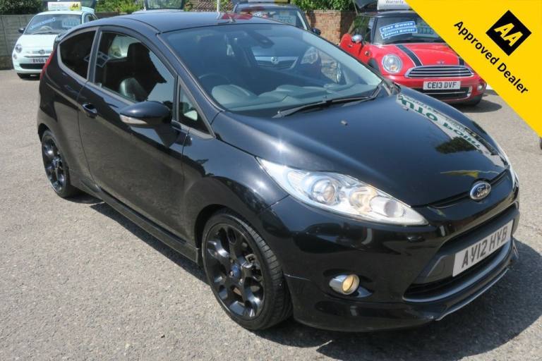 2012 Ford Fiesta 1.6 Metal Hatchback 3dr Petrol Manual (139 g/km, 133 bhp) SERVICE HISTORY Hatchb...