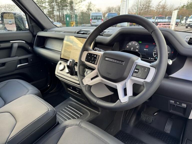 2025 Land Rover Defender 3.0 D250 Hard Top S Auto [3 Seat] PANEL VAN DIESEL Automatic