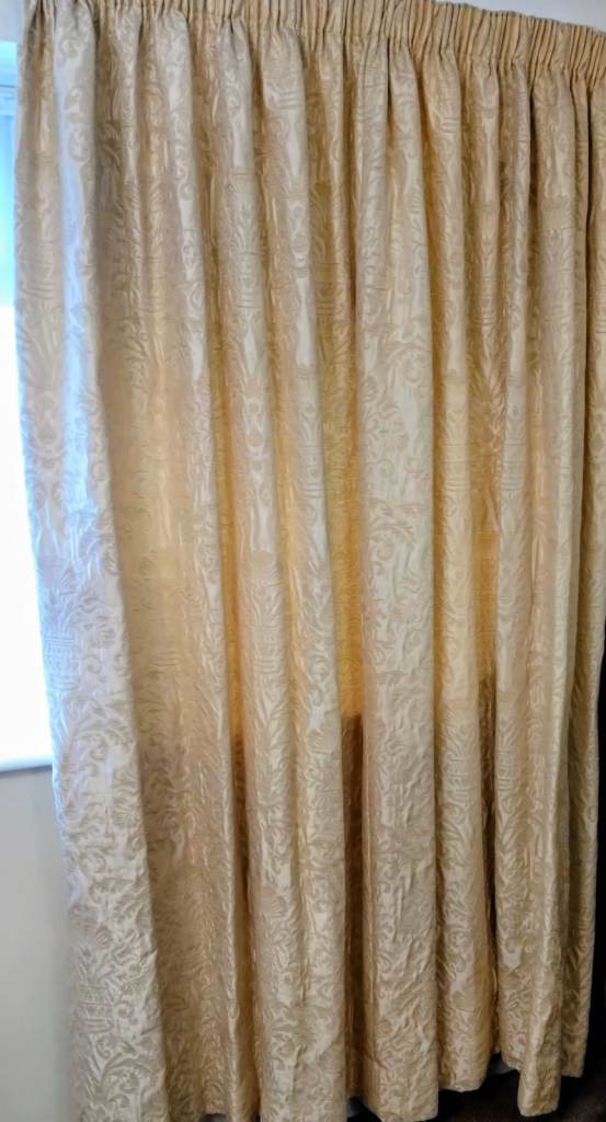 2 PAIRS of HEAVY QUALITY LINED Floor to Ceiling CURTAINS & RAILS