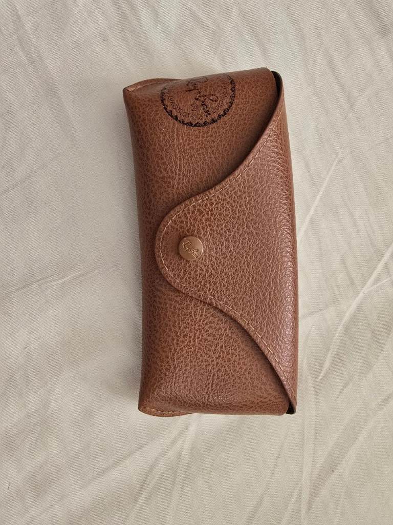 Rey bands case 