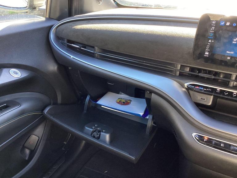 2024 Abarth 500 42kWh Scorpionissima Auto 3dr HATCHBACK Electric Automatic