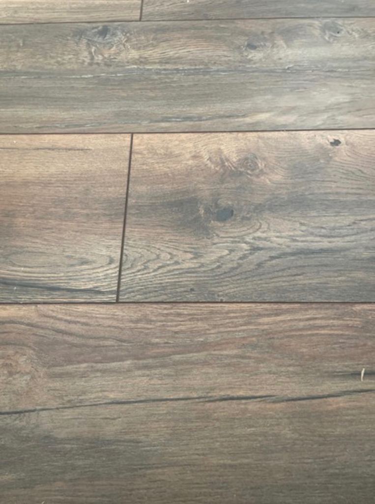 Laminate flooring 