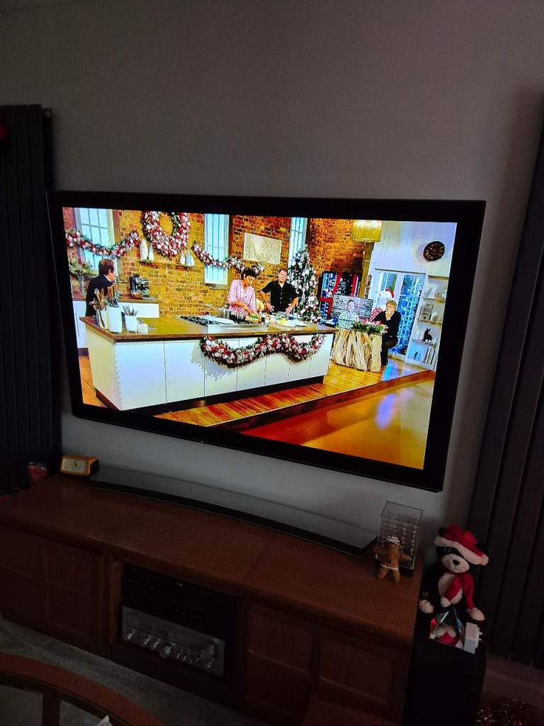 Panasonic top of the range 65 inch Neo plasma FULL HD 1080P TV -AS NEW 