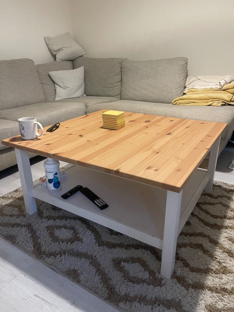 Wooden Coffee Table with Storage Shelf – Good Condition