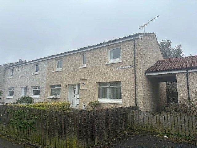 One double bedroom available (bills included) 