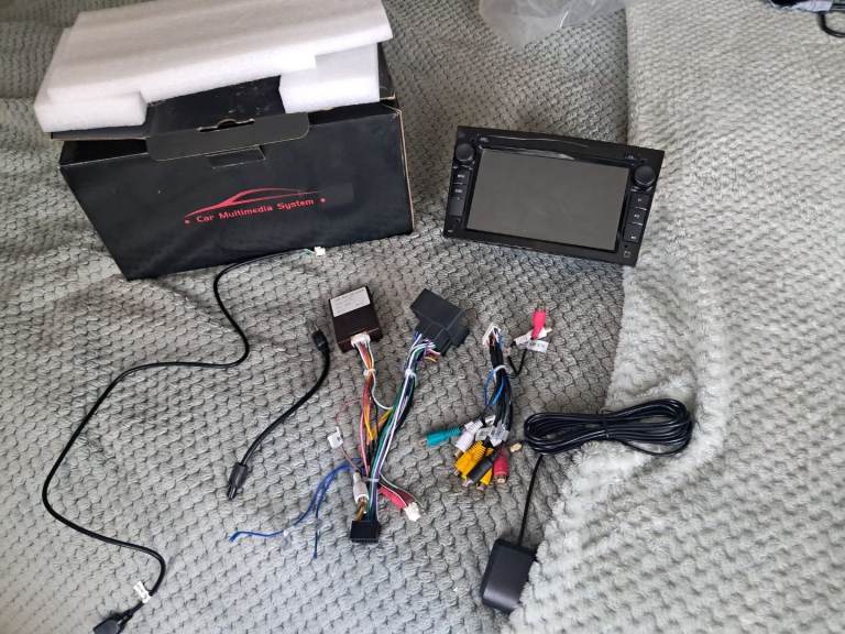 Car multimedia system 