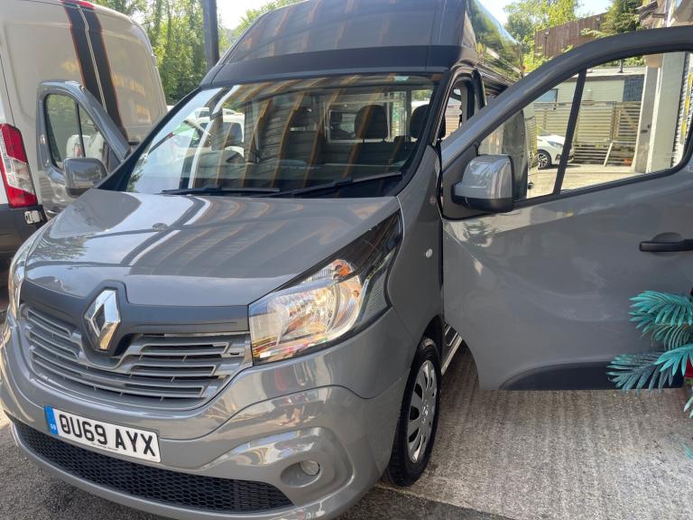 2020 Renault Trafic LH29 ENERGY dCi 125 High Roof Business+ MINIBUS Minibus Diesel Manual