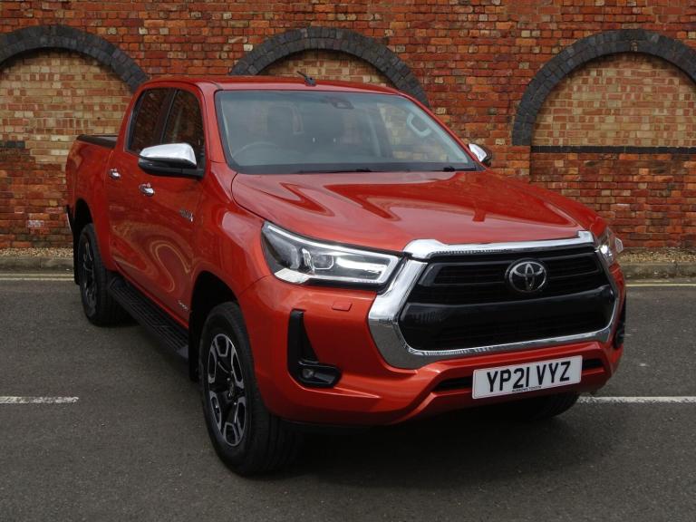 2021 Toyota Hilux Invincible D/Cab Pick Up 2.8 D-4D Auto PICK UP DIESEL Automatic