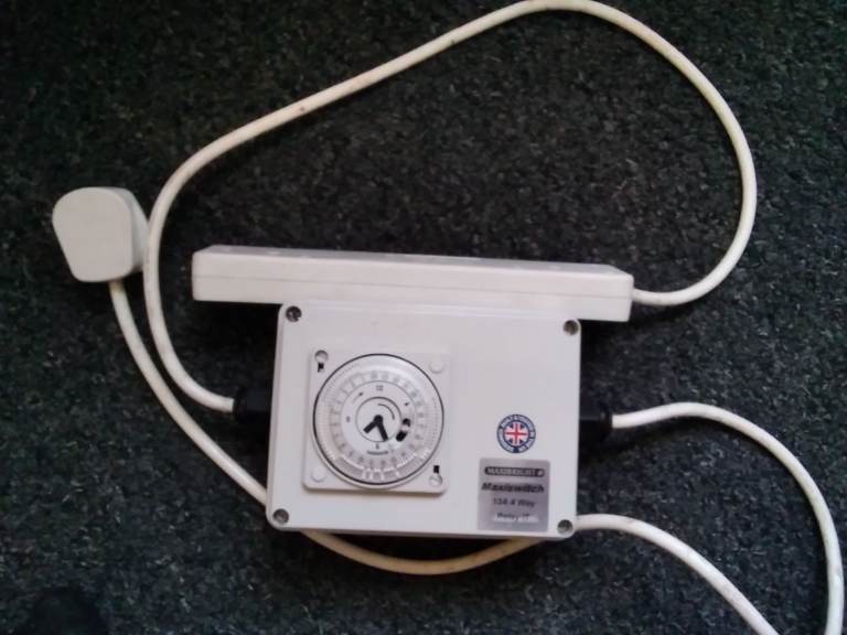 Maxiswitch Maxibright 4 Way Timer Switch 13 Amp
