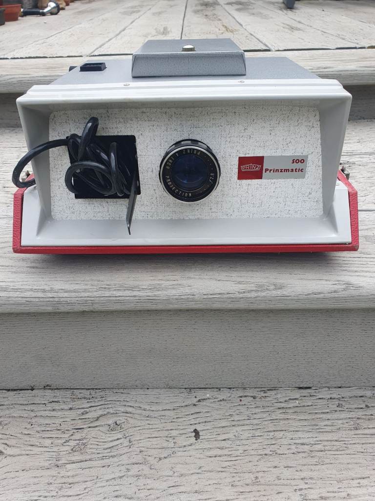 500 Prizmatic Slide Projector 