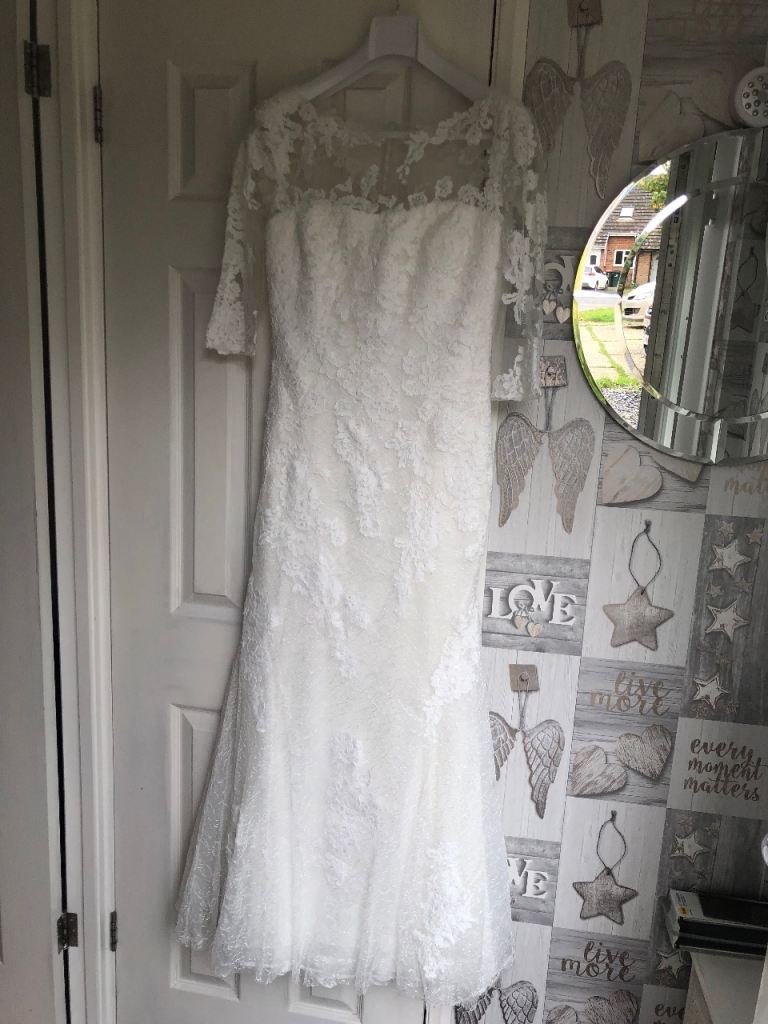Barcelona, wedding dress, brand-new belt and shoes