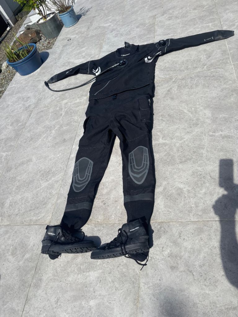 Scuba Pro Dry suit