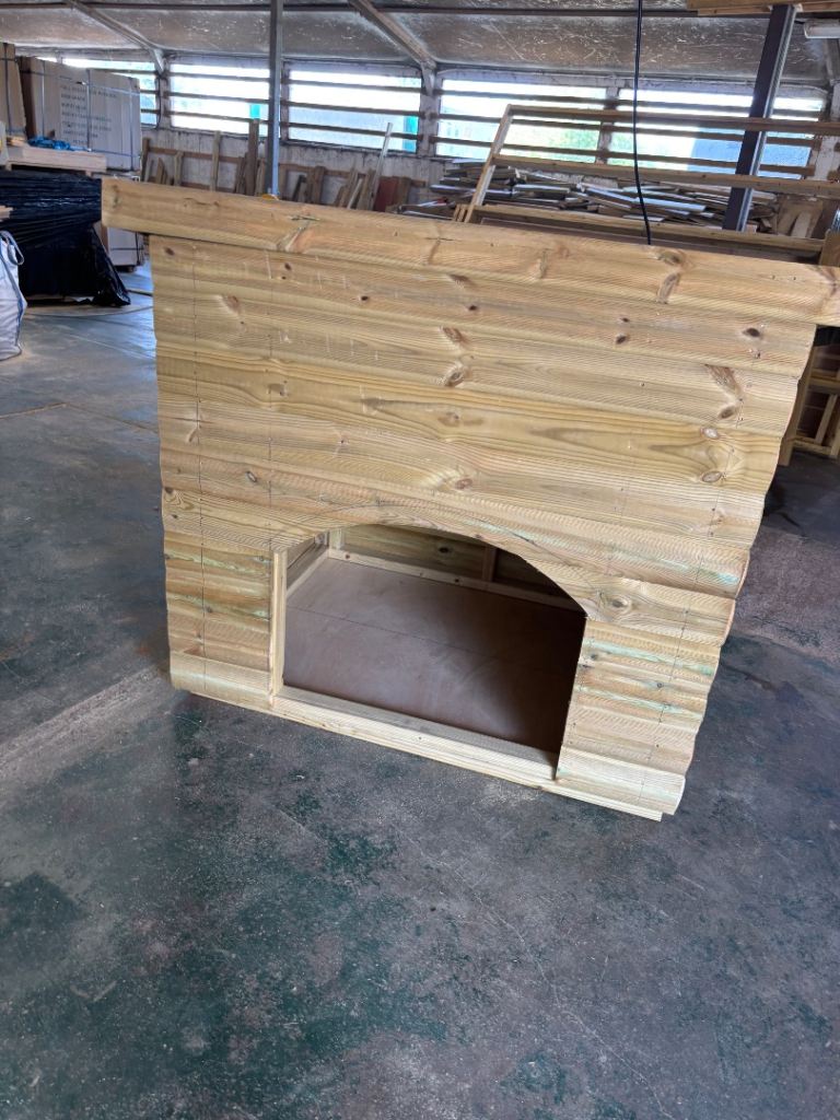 Dog Kennel 