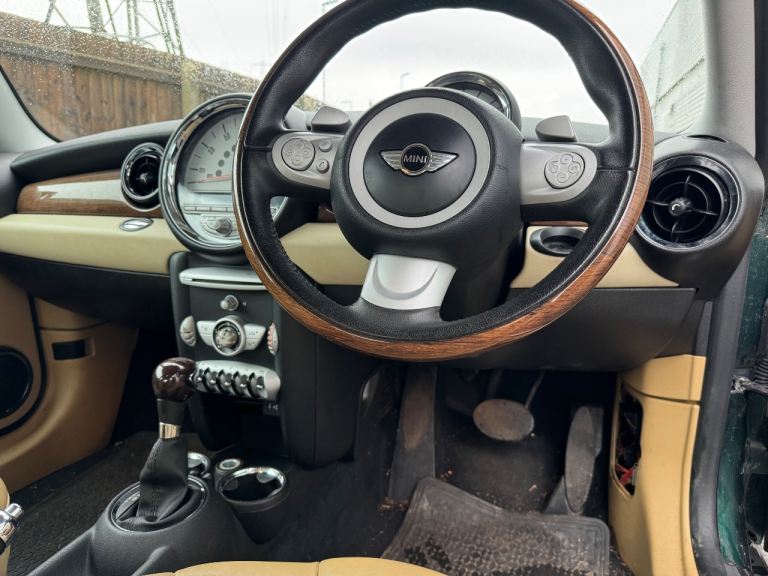 Mini Cooper Hatch Auto Petrol Automatic 