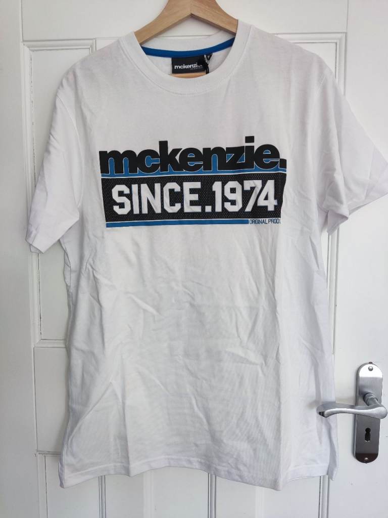 McKenzie White Graphic T‐Shirt [Medium] - New With Tags