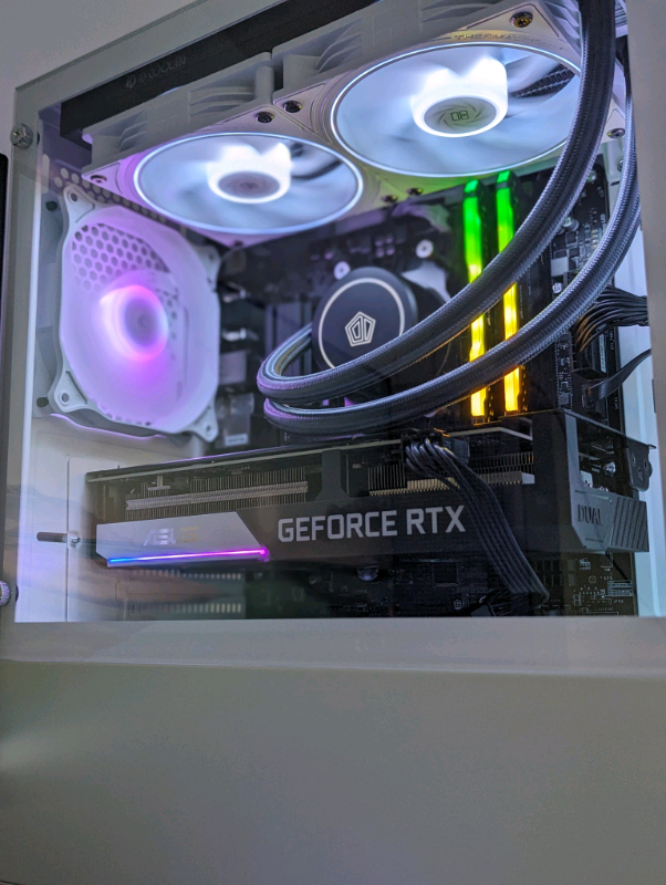  CUSTOM-BUILT GAMING PCS | HAND-CRAFTED PERFORMANCE