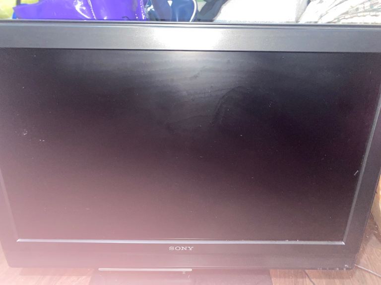 Sony Flat Screen TV - Good Condition