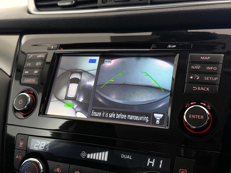 2017 Nissan Qashqai 1.5 dCi N-Connecta 5dr HATCHBACK DIESEL Manual